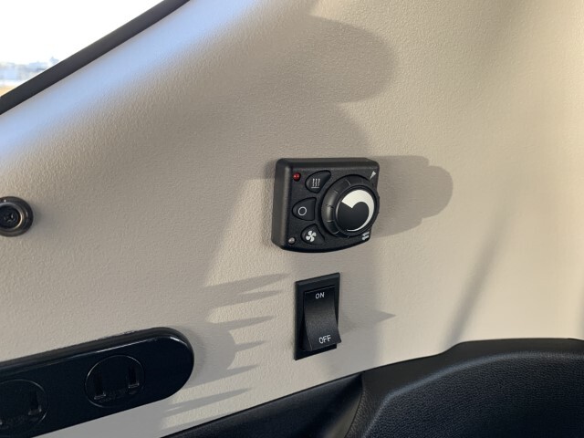 キャンピングカー バンコン ﾌﾘｰﾄﾞ+ ﾎﾜｲﾄﾊｳｽ ﾌﾘｰｽﾀｲﾙ 4駆 FF暖房