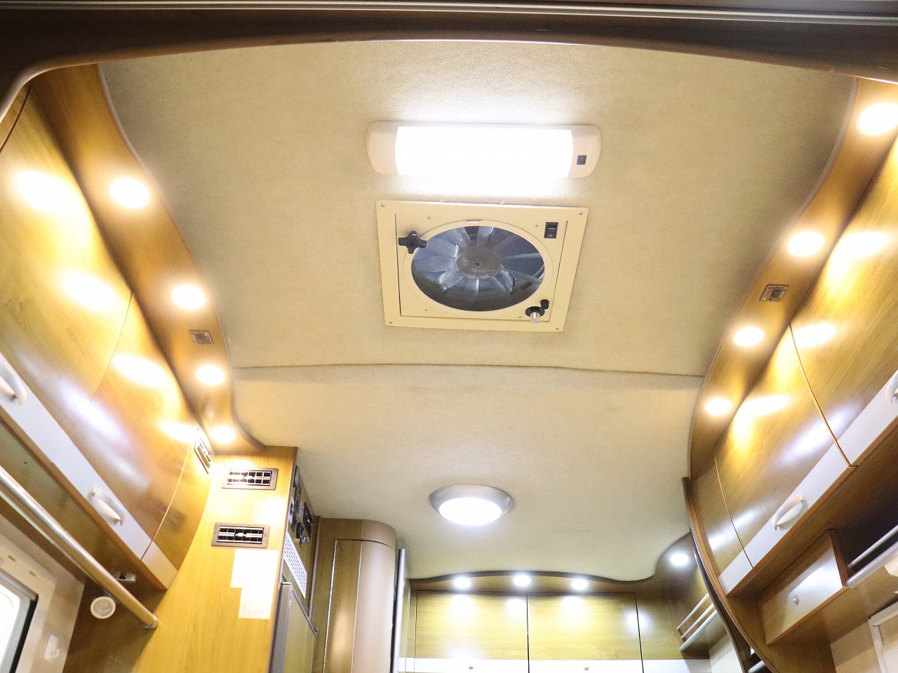 キャンピングカー キャブコン ｶﾑﾛｰﾄﾞ ﾊﾞﾝﾃｯｸ ｼﾞﾙ 4WD