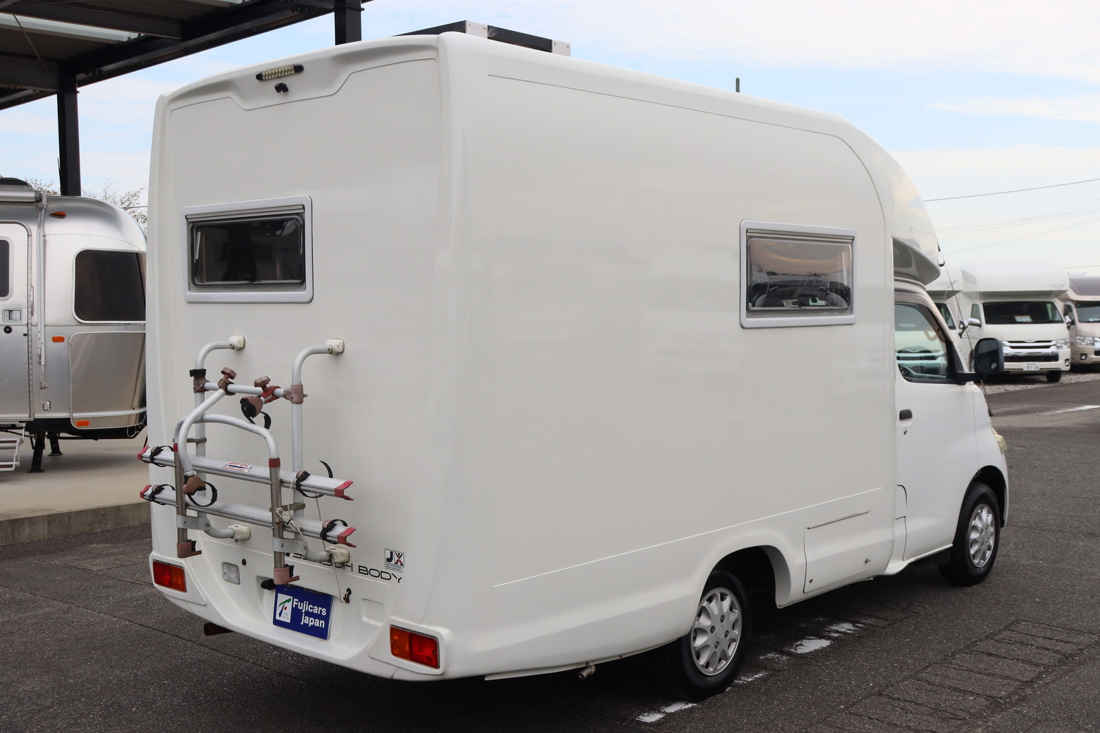 キャンピングカー キャブコン ﾀｳﾝｴｰｽ ｾｷｿｰ ﾄﾑ23 5MT