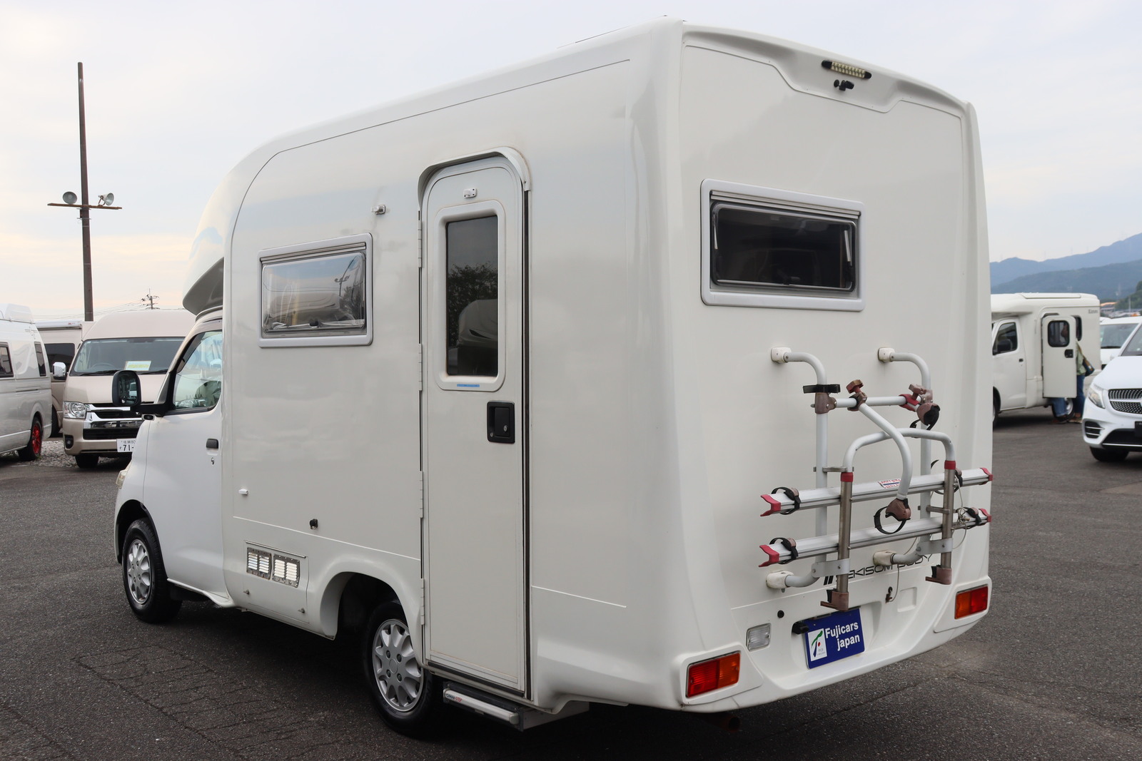 キャンピングカー キャブコン ﾀｳﾝｴｰｽ ｾｷｿｰ ﾄﾑ23 5MT