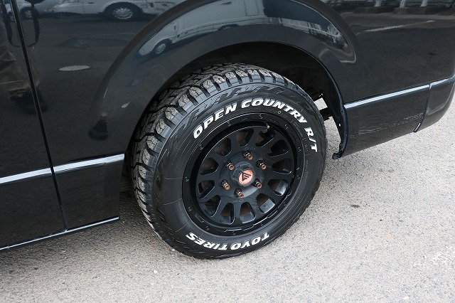 キャンピングカー バンコン ﾊｲｴｰｽ かｰいんてりあ高橋 ﾘﾗｯｸｽﾜｺﾞﾝ　4WD