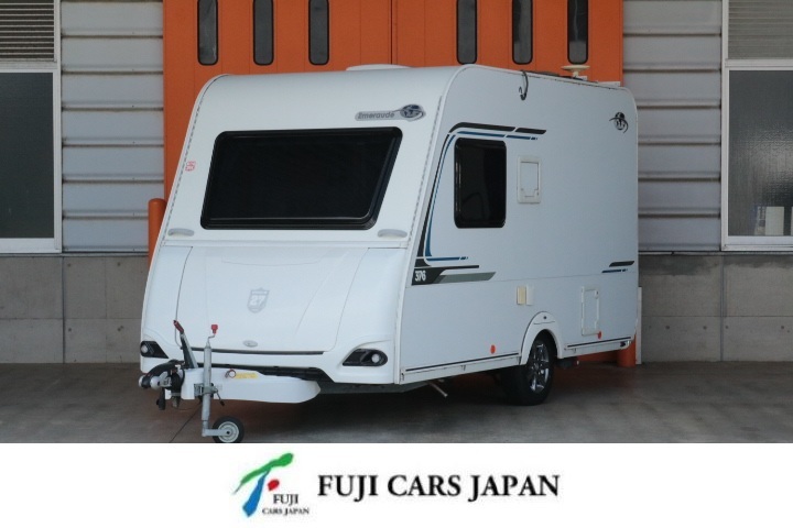 キャンピングカー トレーラー トリガノ エメロード376　ウィンドエアコン　FF