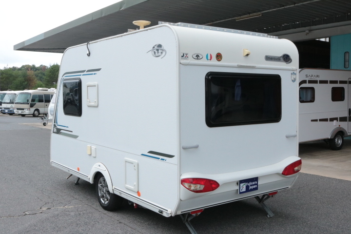 キャンピングカー トレーラー ﾄﾘｶﾞﾉ ｴﾒﾛｰﾄﾞ376　ｳｨﾝﾄﾞｴｱｺﾝ　FF