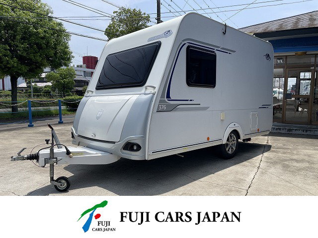 キャンピングカー トレーラー トリガノ エメロード376V