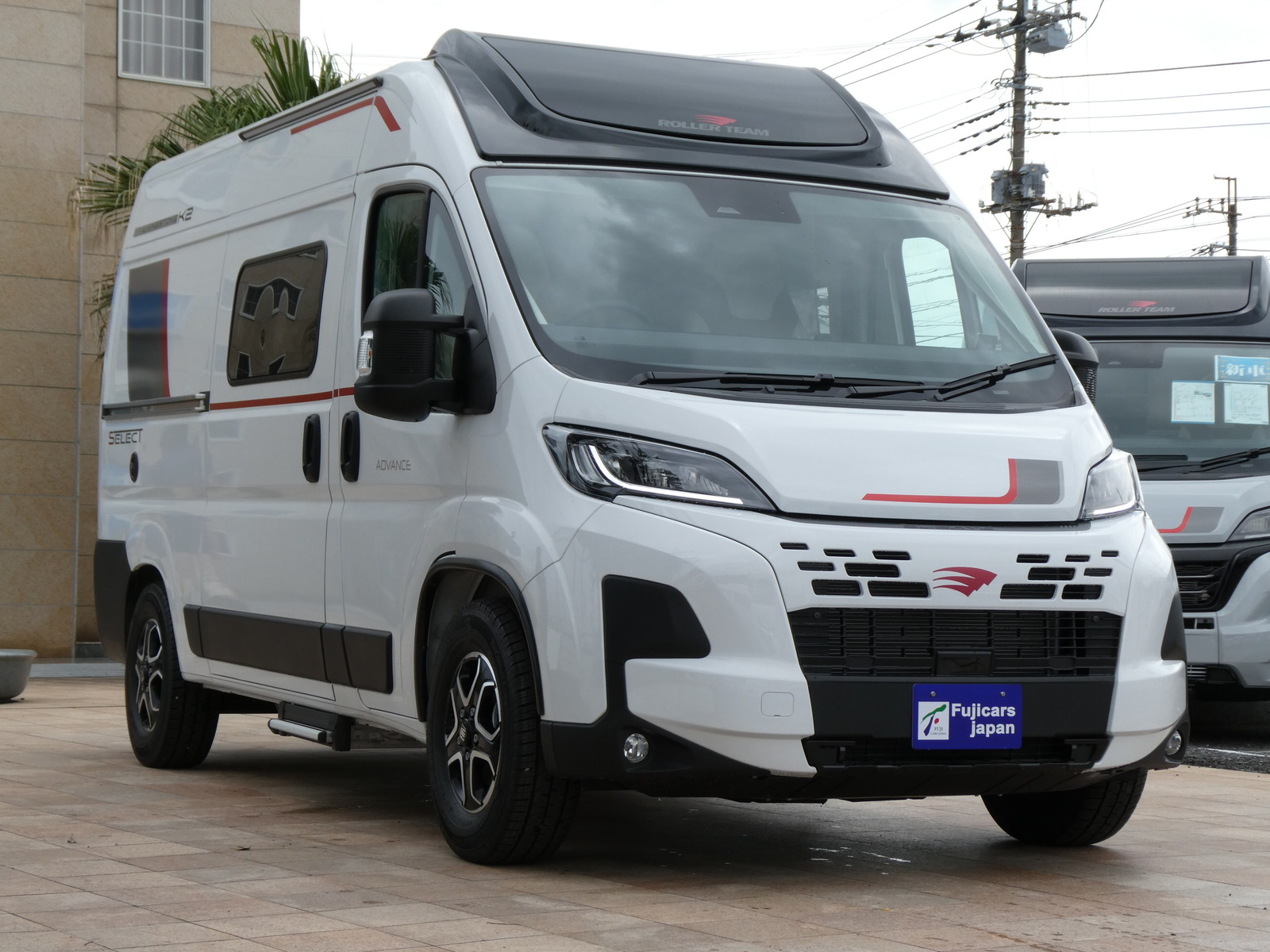 キャンピングカー バンコン ﾛｰﾗｰﾁｰﾑ　ﾘﾋﾞﾝｸﾞｽﾄｰﾝK2　新車即納