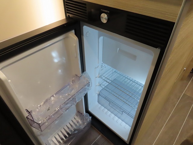 キャンピングカー バンコン ﾃﾞｭｶﾄ　ﾛｰﾗｰﾁｰﾑﾘﾋﾞﾝｸﾞｽﾄｰﾝK2　新車即納