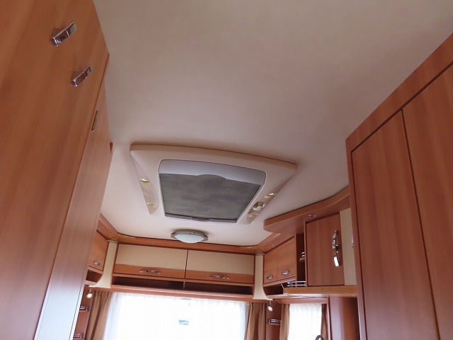 キャンピングカー トレーラー ﾊｲﾏｰ ﾉﾊﾞ540 要牽引免許 FFﾋｰﾀｰ ﾎﾞｲﾗｰ