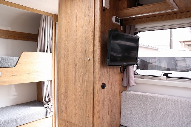 キャンピングカー トレーラー ｲﾝﾃﾞｨｱﾅRV ｲﾝﾃﾞｨｱﾅ300SN　牽引免許不要