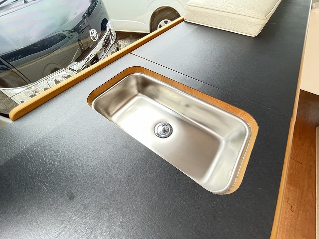 キャンピングカー バンコン ﾊｲｴｰｽ ﾄｲﾌｧｸﾄﾘｰ ﾄｲｽﾞﾎﾞｯｸｽ