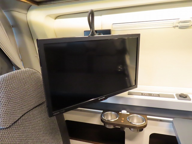 キャンピングカー バンコン ﾊｲｴｰｽﾄｲﾌｧｸﾄﾘｰﾊﾞｰﾃﾞﾝｸﾞﾗﾝﾃﾞ家庭用AC