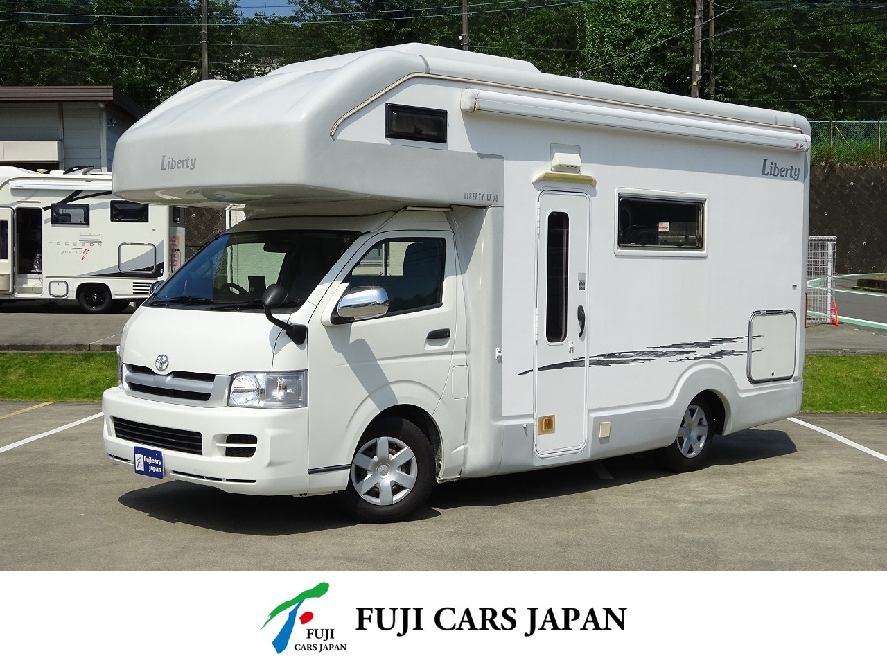 キャンピングカー キャブコン ハイエース アネックス リバティLX58　FF