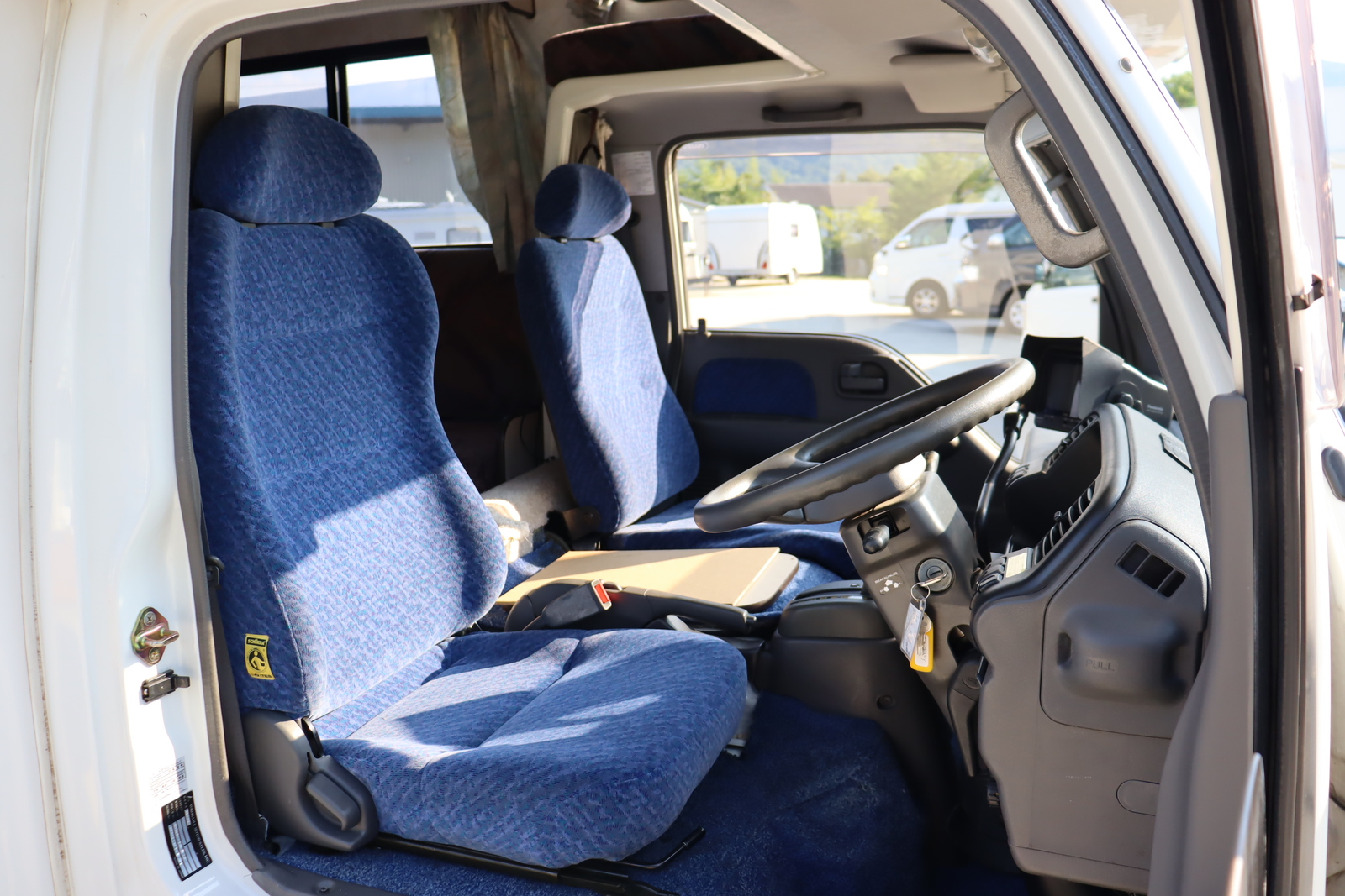 キャンピングカー キャブコン ｴﾙﾌ YMS ｵｯｸｽ 4WD