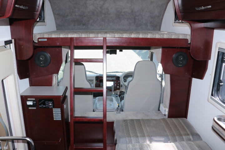 キャンピングカー キャブコン ｶﾑﾛｰﾄﾞ ﾅｯﾂRV ｸﾚｿﾝﾎﾞｰﾀﾞｰｴﾃﾞｨｼｮﾝ