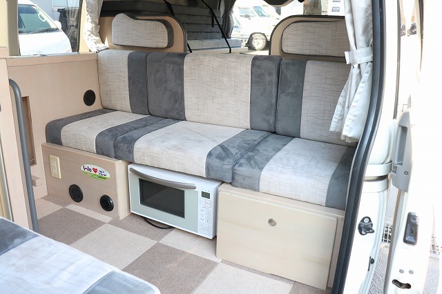 キャンピングカー バンコン ﾊｲｴｰｽ 東和ﾓｰﾀｰｽ ﾂｪﾙﾄ 4WD