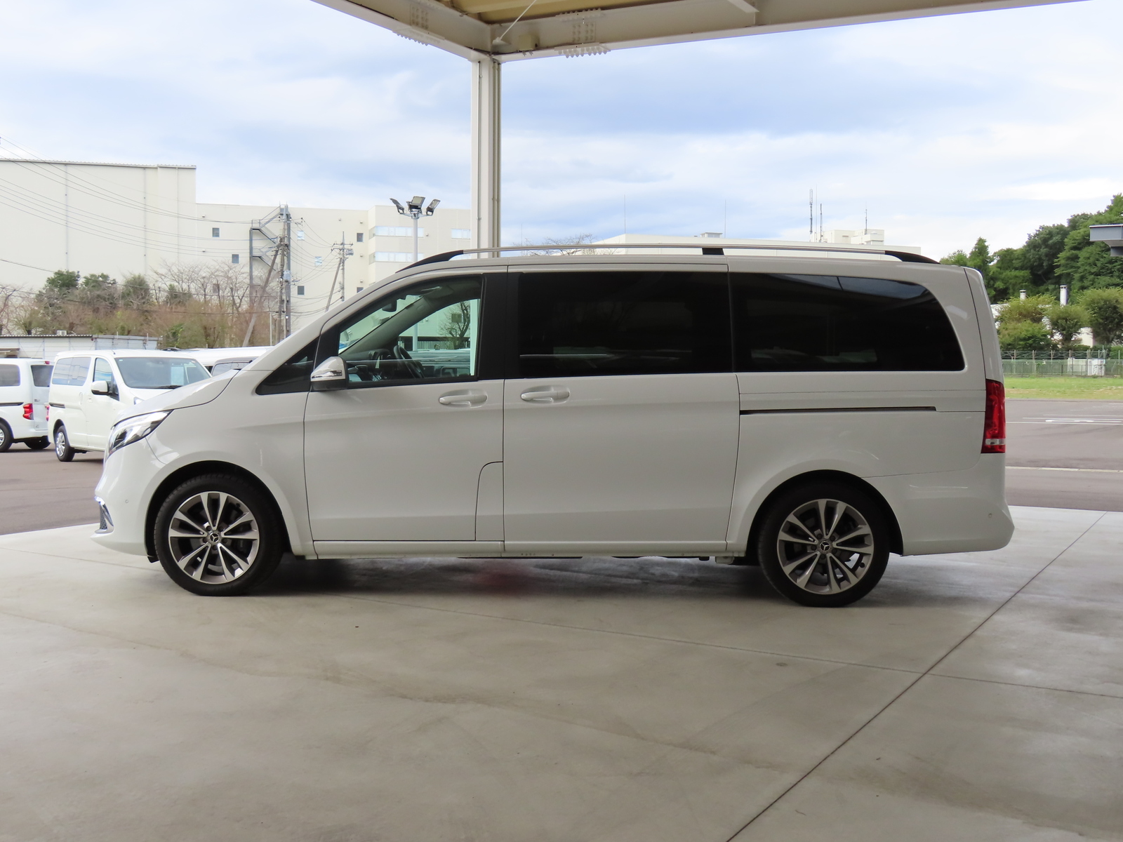 キャンピングカー バンコン ﾍﾞﾝﾂ ﾌｼﾞｶｰｽﾞｼﾞｬﾊﾟﾝ ｳﾞｧﾘｽ 新規架装