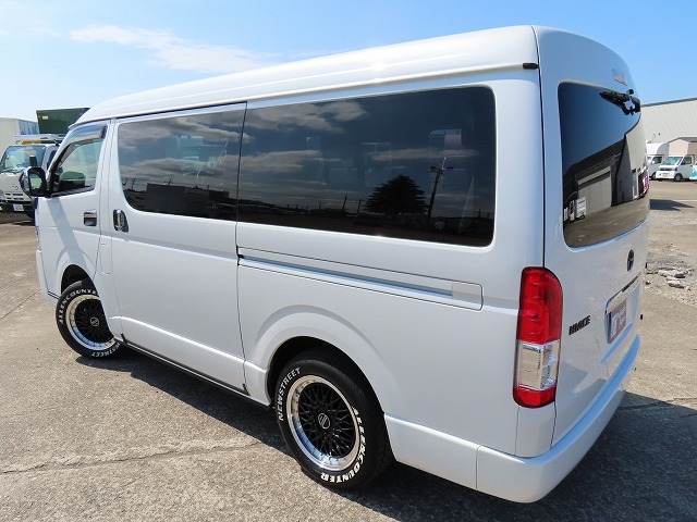 キャンピングカー バンコン ﾊｲｴｰｽ FOCS DS-F 4WD
