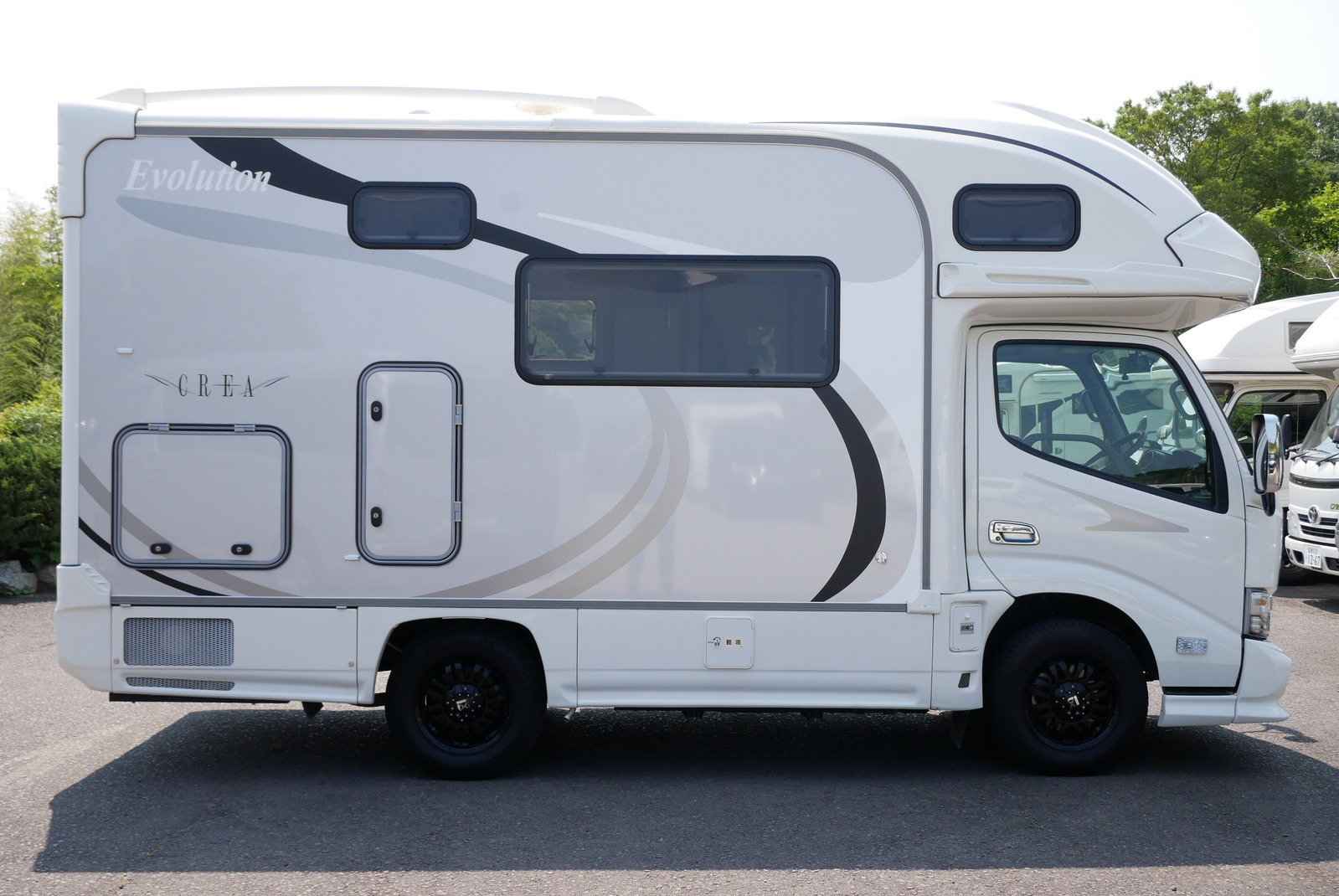 キャンピングカー キャブコン ｶﾑﾛｰﾄﾞ ﾅｯﾂRV ｸﾚｱ5.3Xｴﾎﾞﾘｭｰｼｮﾝ