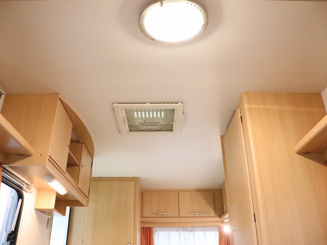 キャンピングカー トレーラー ｱﾄﾞﾘｱ 390DS　けん引免許不用　FFﾋｰﾀｰ