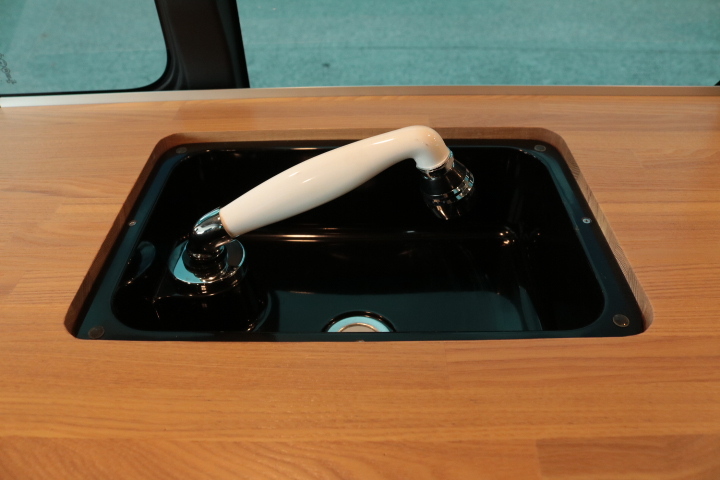 キャンピングカー バンコン ﾊｲｴｰｽ ｹｲﾜｰｸｽ ﾗｷﾞｯﾄﾞﾊﾞﾝ　FF　ﾎﾟｯﾌﾟｱ