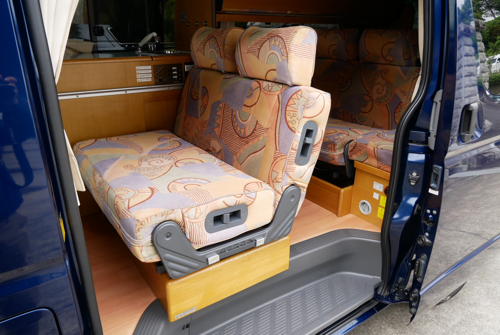 キャンピングカー バンコン ﾊｲｴｰｽ ﾅｯﾂRV ﾗﾃﾞｨｯｼｭｺﾝﾎﾟ　FF　ﾅﾋﾞ