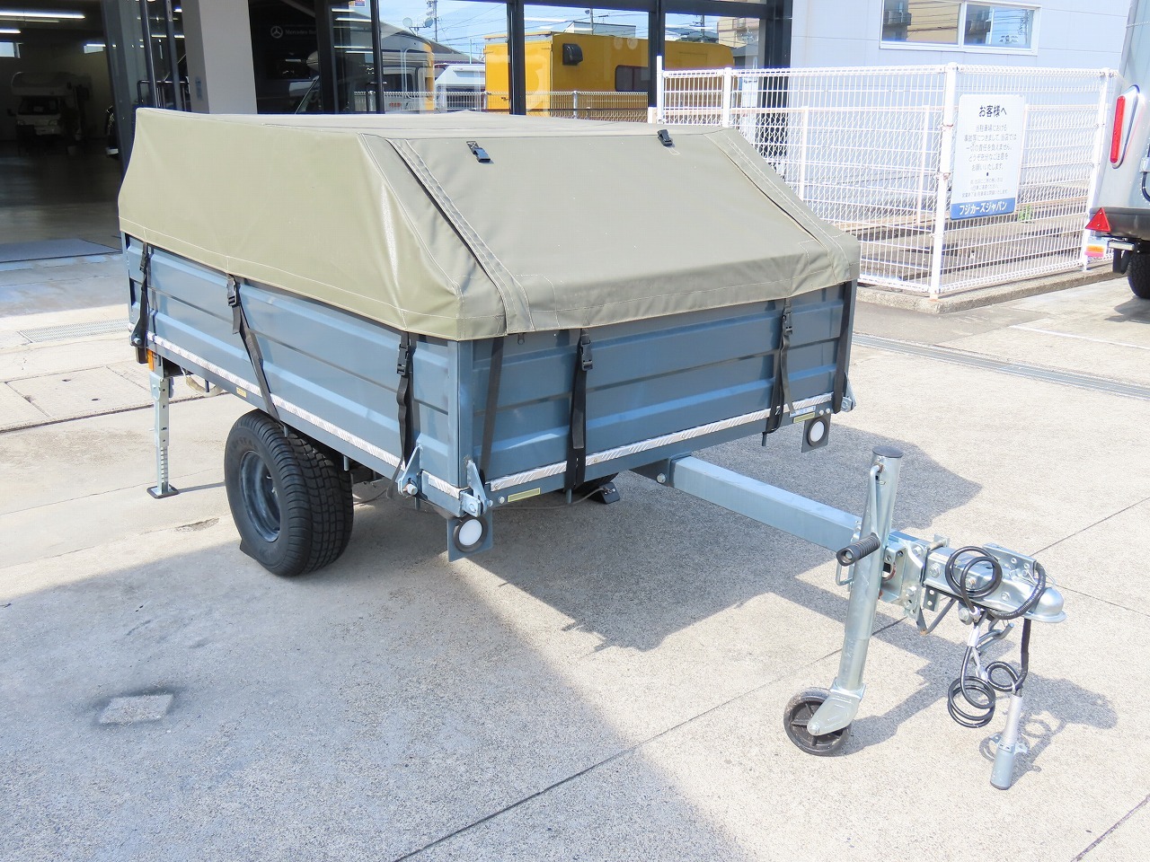 キャンピングカー トレーラー ﾌﾞﾗｽﾄﾄﾚｲﾙ T-33 ｶｰｺﾞﾄﾚｰﾗｰ