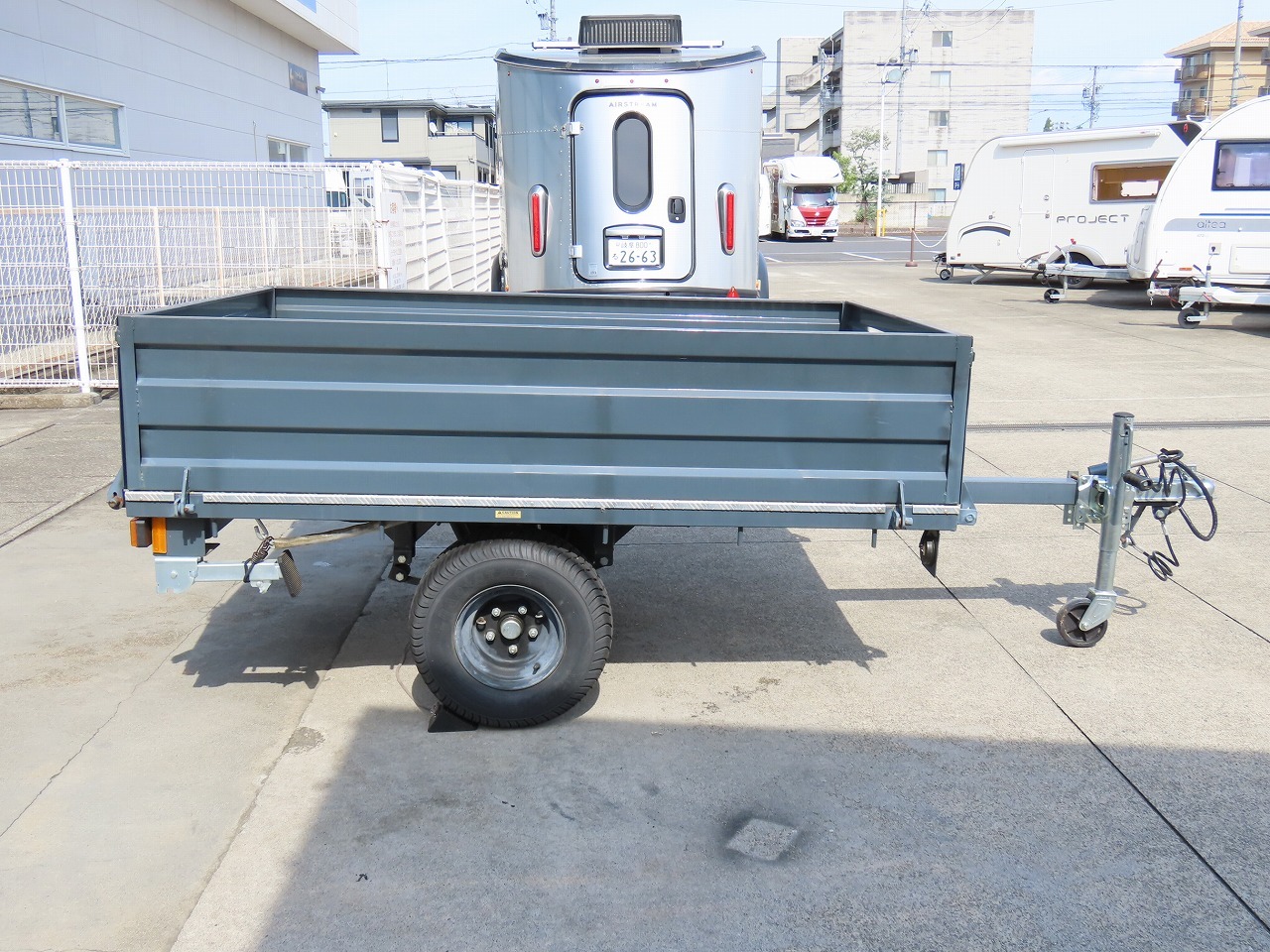 キャンピングカー トレーラー ﾌﾞﾗｽﾄﾄﾚｲﾙ T-33 ｶｰｺﾞﾄﾚｰﾗｰ