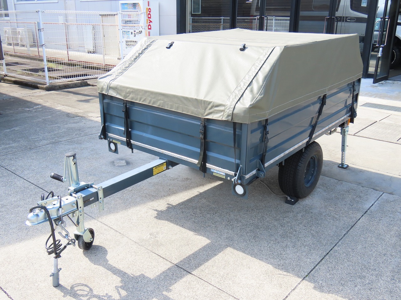 キャンピングカー トレーラー ﾌﾞﾗｽﾄﾄﾚｲﾙ T-33 ｶｰｺﾞﾄﾚｰﾗｰ