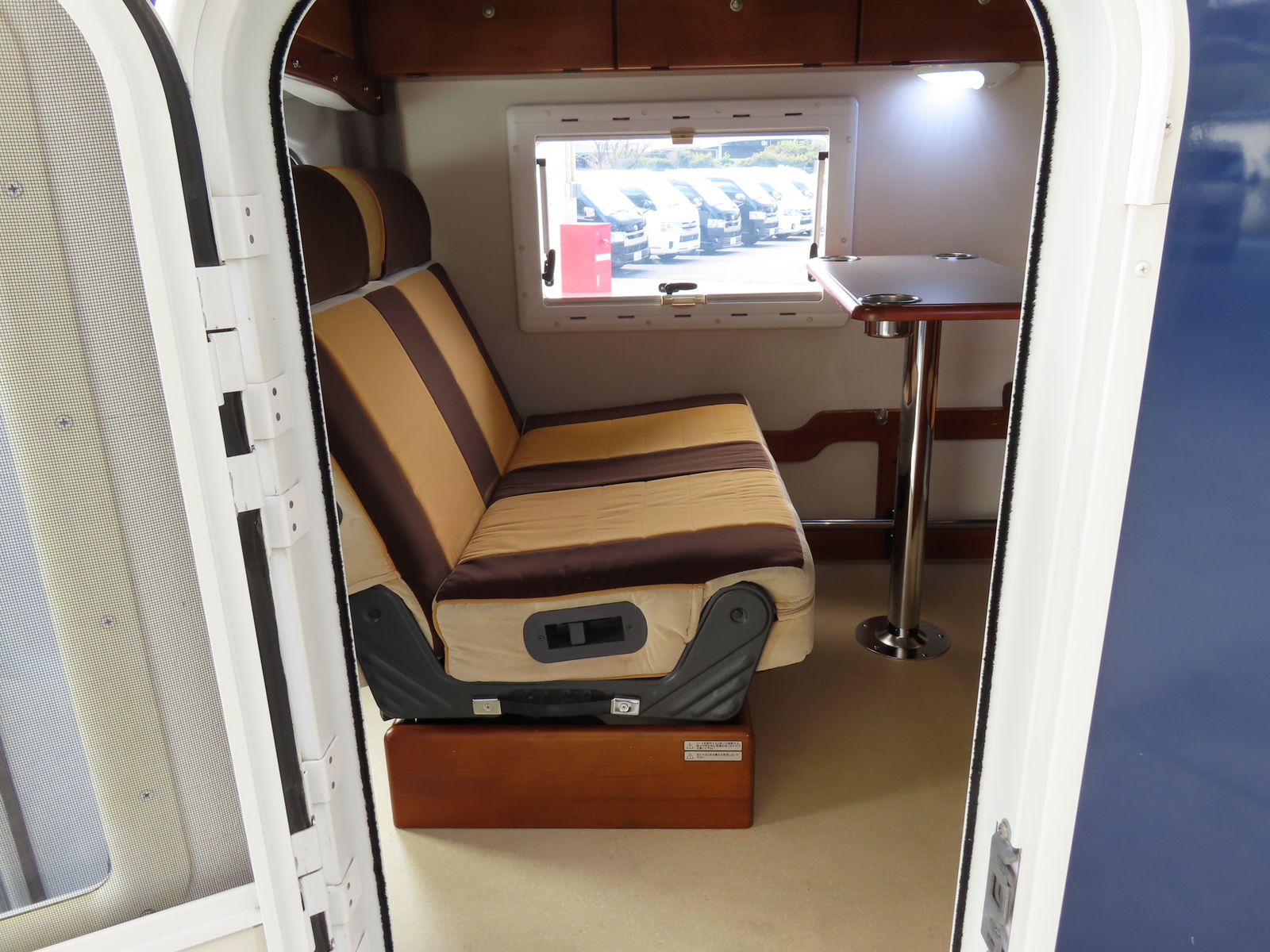 キャンピングカー 軽キャンパー ｽｸﾗﾑ ｲﾝﾃﾞｨｱﾅRVｲﾝﾃﾞｨ727 MT車 4WD