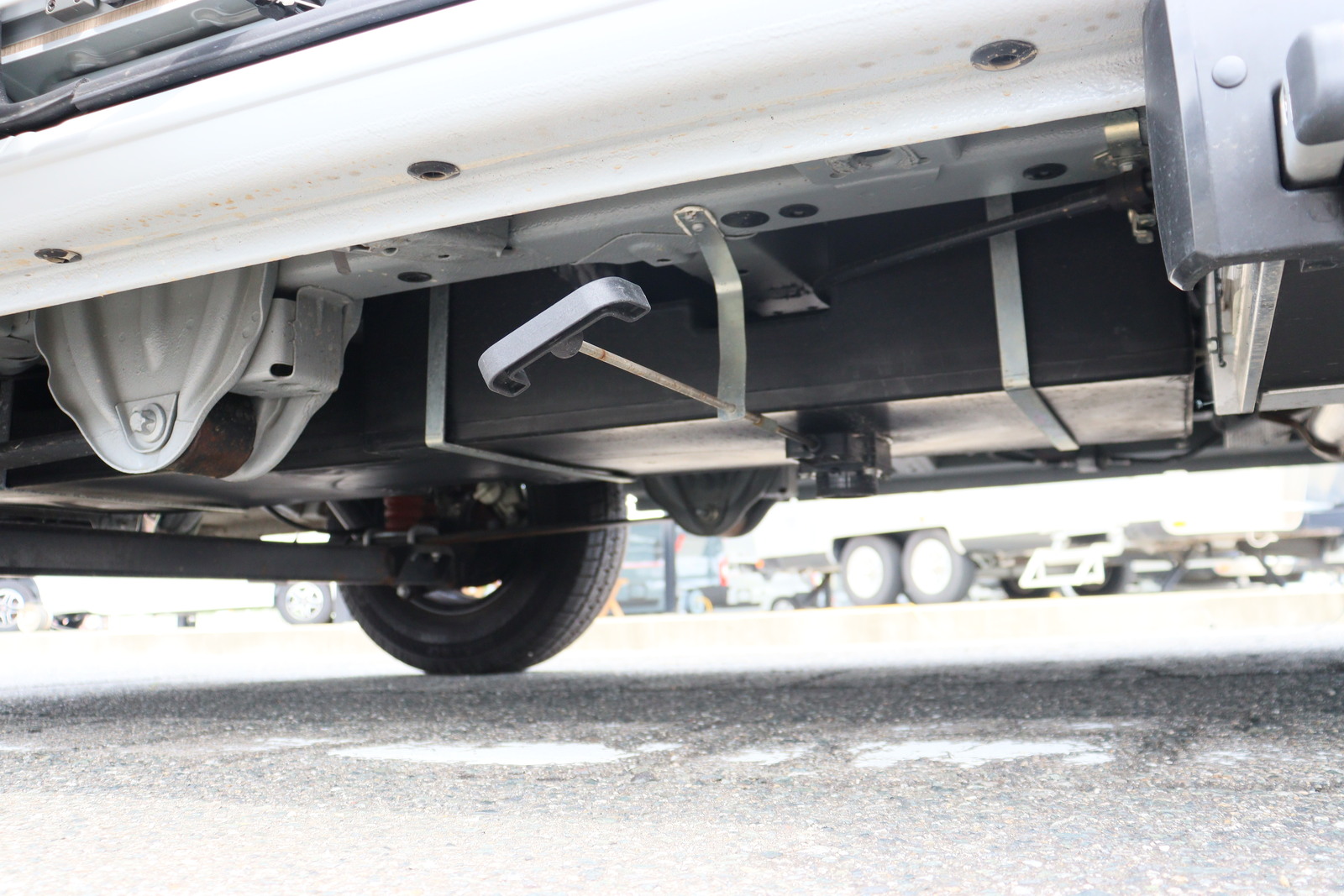 キャンピングカー バンコン ﾃﾞｭｶﾄ ﾛｰﾗｰﾁｰﾑ ﾘﾋﾞﾝｸﾞｽﾄｰﾝK2 新車