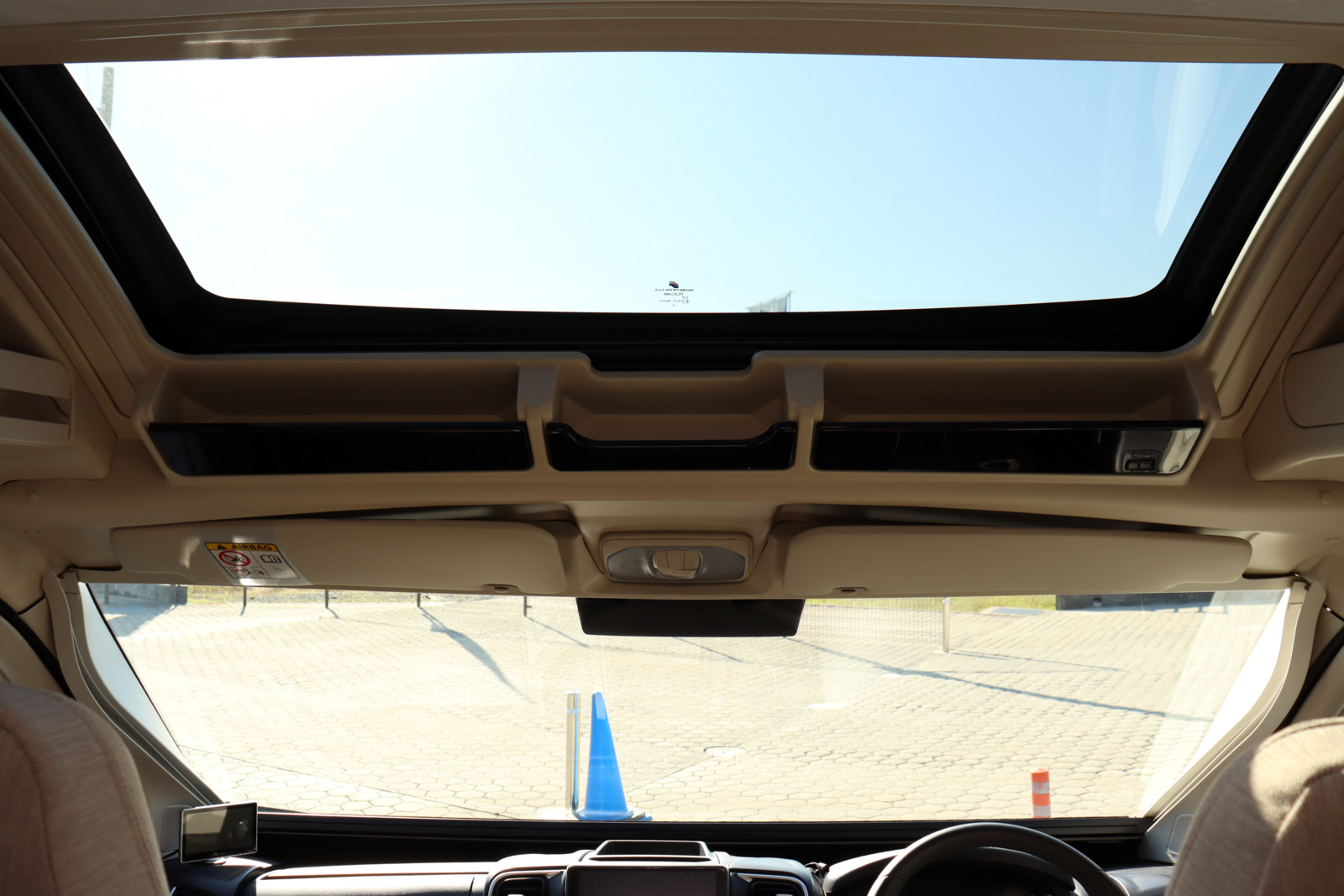 キャンピングカー バンコン ﾃﾞｭｶﾄ ﾛｰﾗｰﾁｰﾑ ﾘﾋﾞﾝｸﾞｽﾄﾝKJ 新車即納