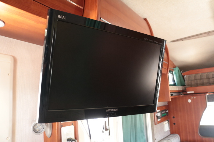 キャンピングカー キャブコン ﾊﾞﾈｯﾄ ﾅｯﾂRV ﾏｯｼｭ ﾀｲﾌﾟX　FF　冷蔵庫