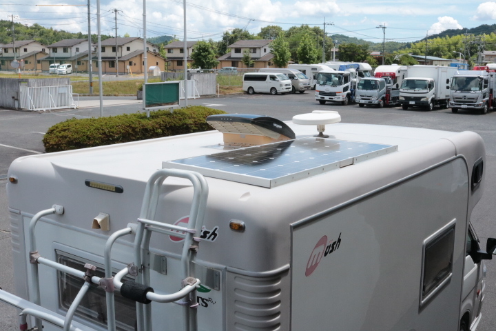 キャンピングカー キャブコン ﾊﾞﾈｯﾄ ﾅｯﾂRV ﾏｯｼｭ ﾀｲﾌﾟX　FF　冷蔵庫