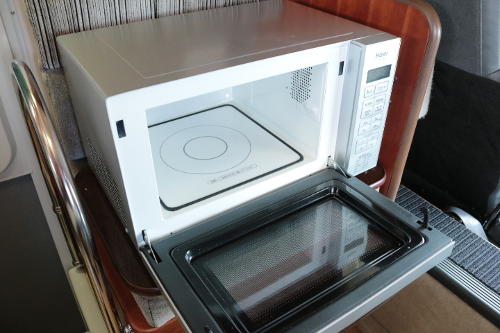 キャンピングカー キャブコン ﾊﾞﾈｯﾄ ﾅｯﾂRV ﾏｯｼｭ ﾀｲﾌﾟX　FF　冷蔵庫