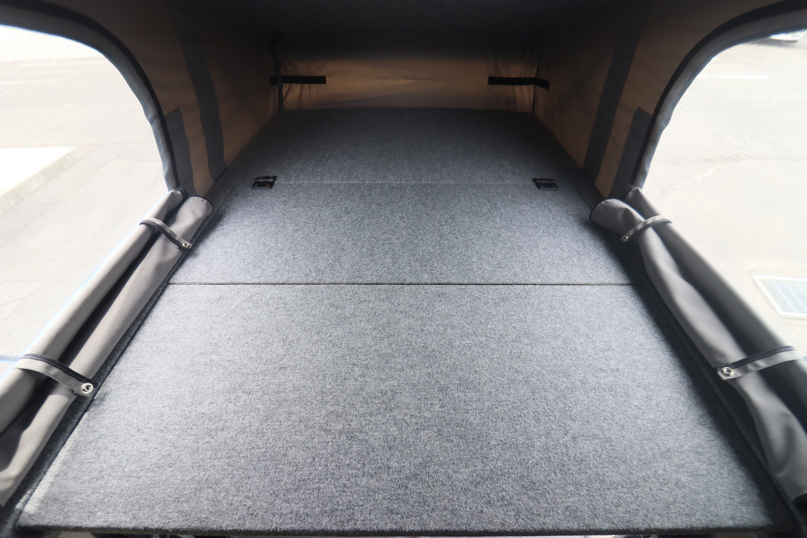 キャンピングカー バンコン NV200ﾊﾞﾈｯﾄ FOCS ﾙｿ+UP