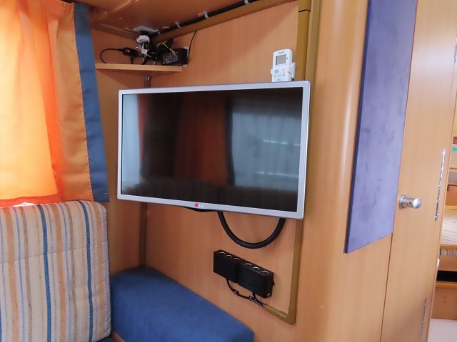 キャンピングカー トレーラー ｸﾅｳｽ ﾎﾘﾃﾞｰ500TK 家庭用ｴｱｺﾝ
