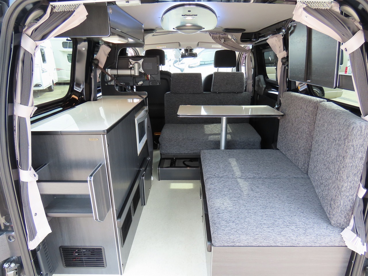 キャンピングカー バンコン NV200ﾊﾞﾈｯﾄ ﾘﾝｴｲ ｺﾝﾊﾟｸﾄﾊﾞｶﾝﾁｪｽ