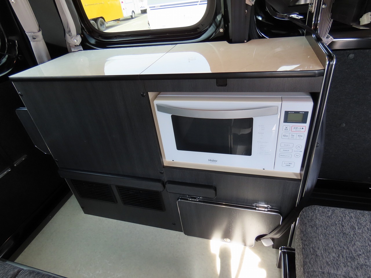 キャンピングカー バンコン NV200ﾊﾞﾈｯﾄ ﾘﾝｴｲ ｺﾝﾊﾟｸﾄﾊﾞｶﾝﾁｪｽ
