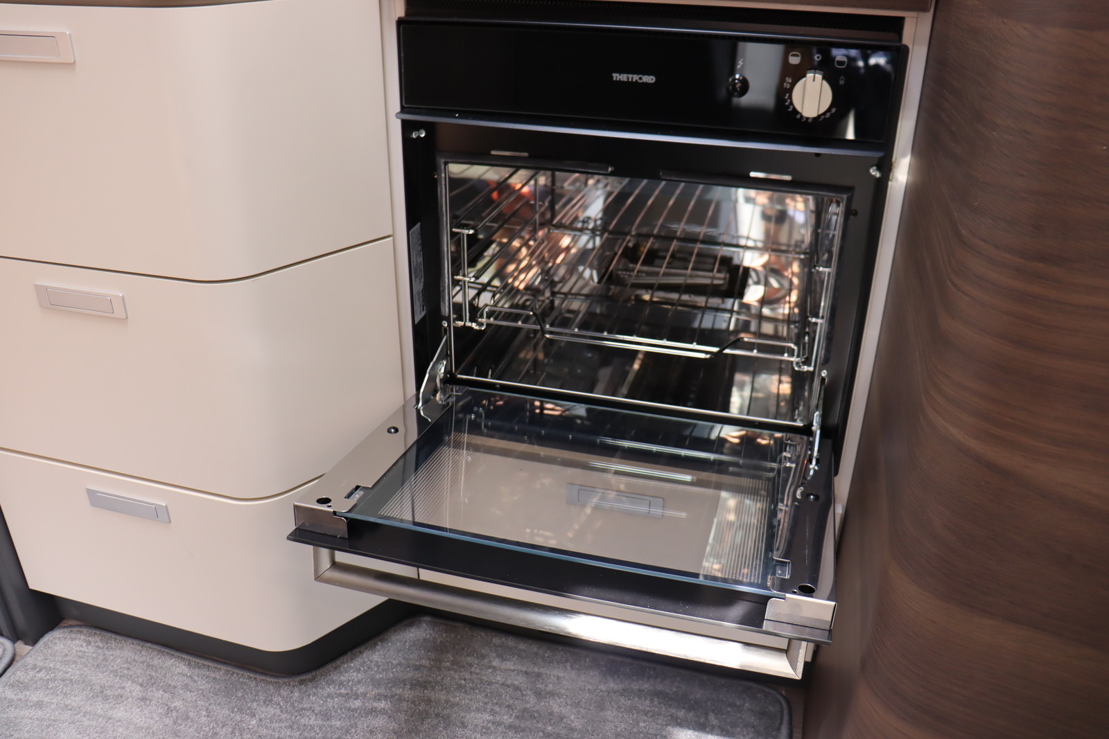 キャンピングカー キャブコン ﾃﾞｭｶﾄ ｱﾄﾞﾘｱ ﾏﾄﾘｯｸｽｽﾌﾟﾘｰﾑ670SL