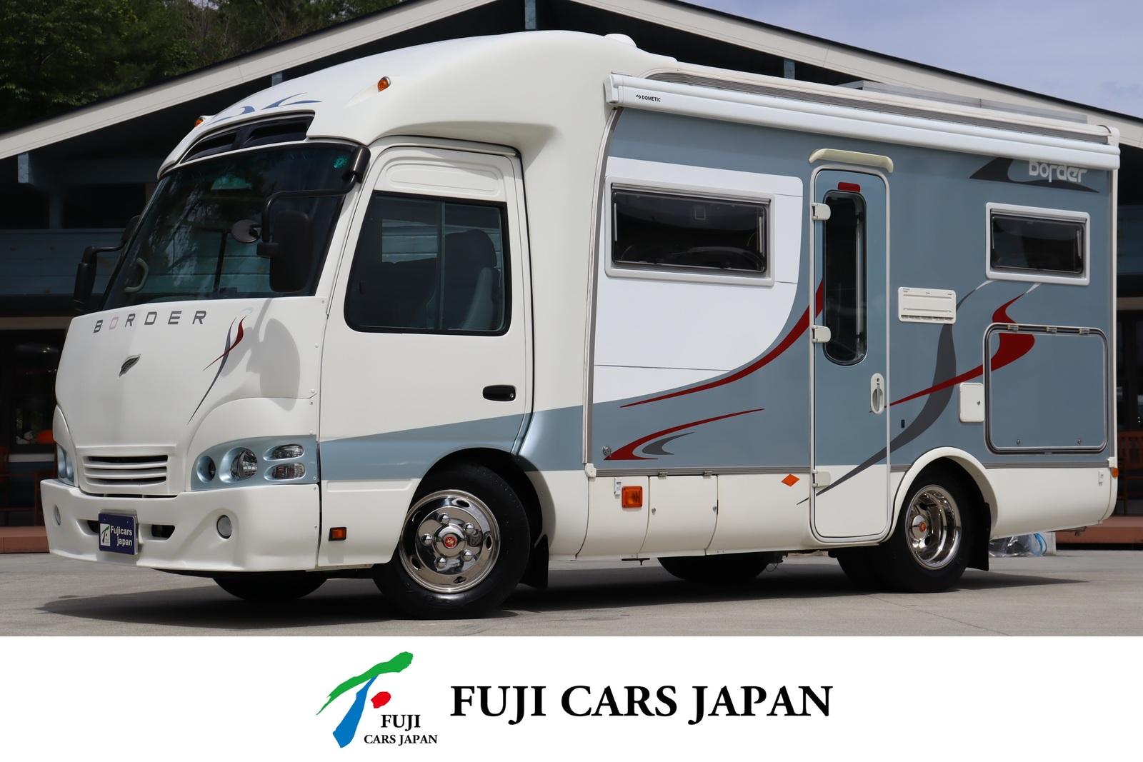 バスコン コースター ナッツRV ボーダー