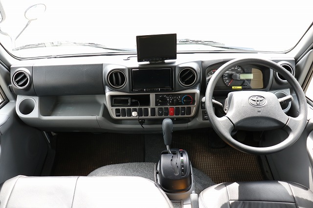 キャンピングカー キャブコン ｶﾑﾛｰﾄﾞ ﾊﾞﾝﾃｯｸ ｺﾙﾄﾞﾊﾞﾝｸｽ 4WD
