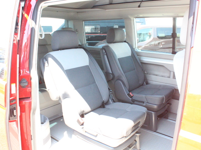 キャンピングカー バンコン VW T6 ｶﾘﾌｫﾙﾆｱﾋﾞｰﾁ 並行輸入 ﾎﾟｯﾌﾟUP