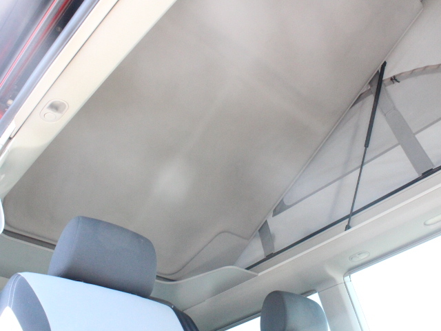 キャンピングカー バンコン VW T6 ｶﾘﾌｫﾙﾆｱﾋﾞｰﾁ 並行輸入 ﾎﾟｯﾌﾟUP