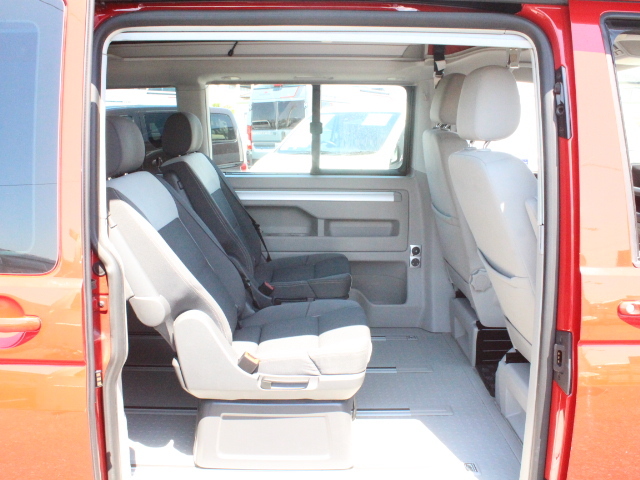 キャンピングカー バンコン VW T6 ｶﾘﾌｫﾙﾆｱﾋﾞｰﾁ 並行輸入 ﾎﾟｯﾌﾟUP