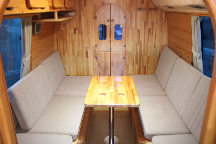 キャンピングカー バスコン ｺｰｽﾀｰ ｶｽﾀﾑﾌﾟﾛﾎﾜｲﾄ ﾌｨｰﾙﾄﾞﾄﾞﾙﾌｨﾝ