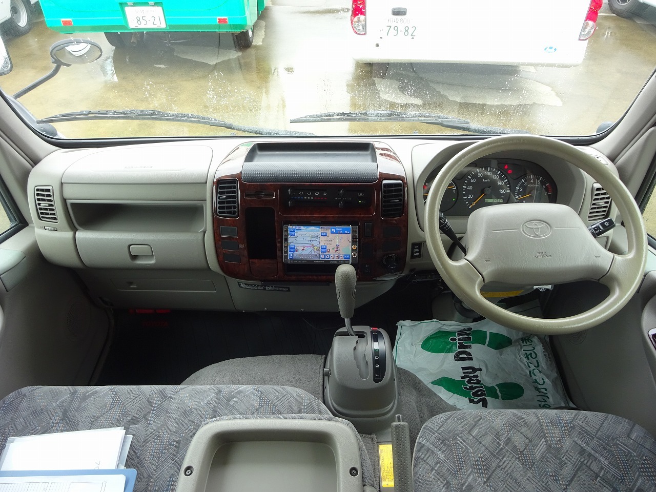 キャンピングカー キャブコン ｶﾑﾛｰﾄﾞ ﾅｯﾂRV ﾐﾗｰｼﾞｭ　FF　窓ｸｰﾗｰ