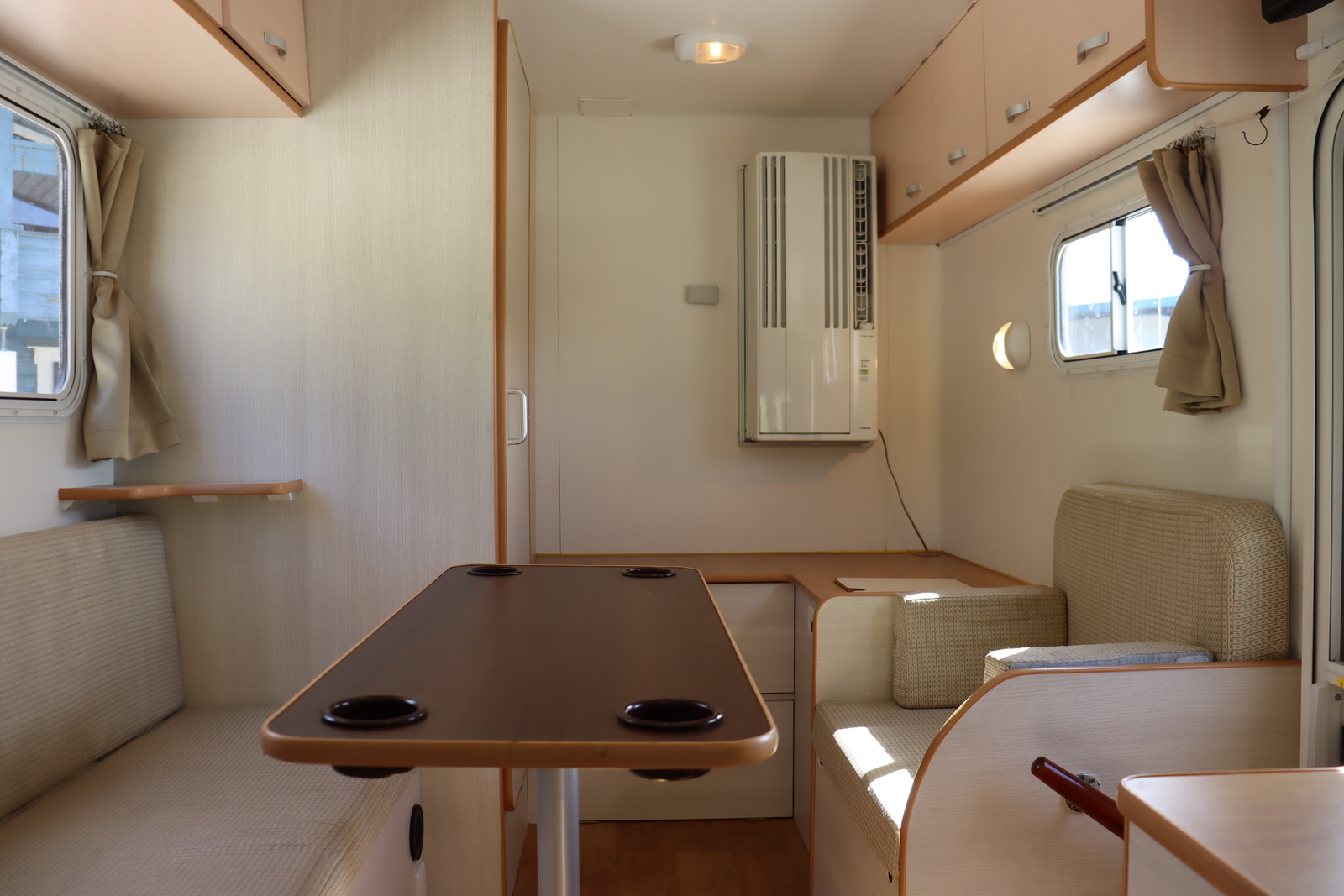 キャンピングカー キャブコン ﾎﾞﾝｺﾞ ﾃﾞｲﾌﾞﾚｲｸ ｸﾞﾘｰｸ