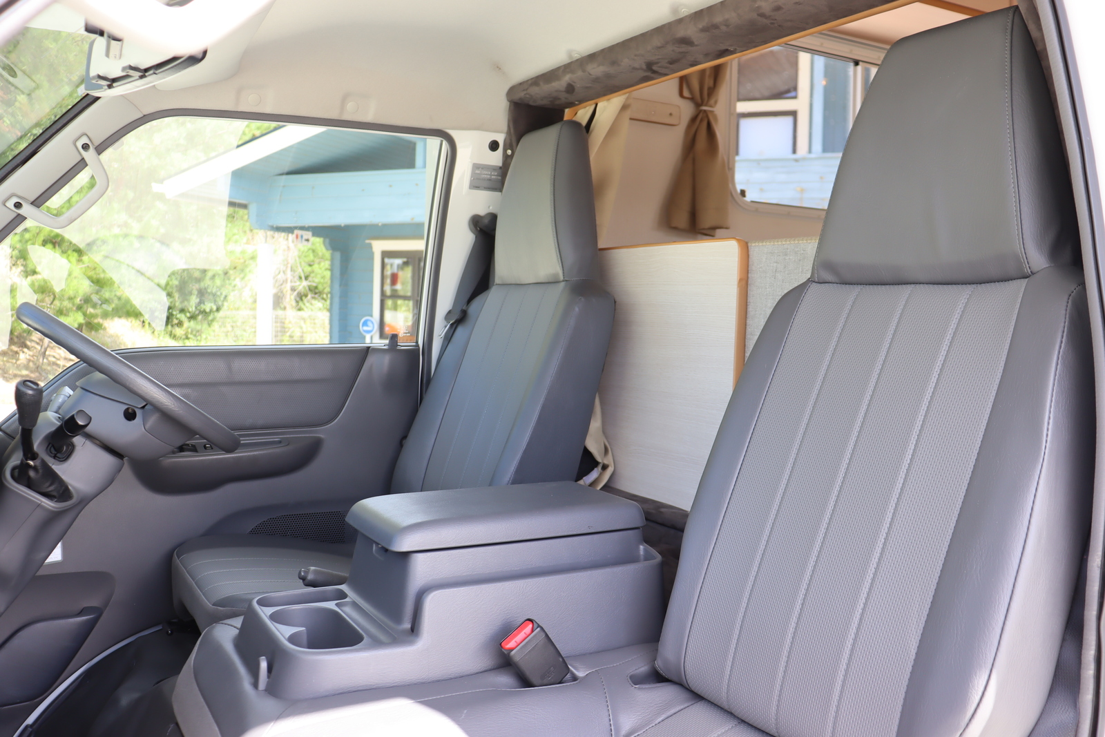 キャンピングカー キャブコン ﾎﾞﾝｺﾞ ﾃﾞｲﾌﾞﾚｲｸ ｸﾞﾘｰｸ