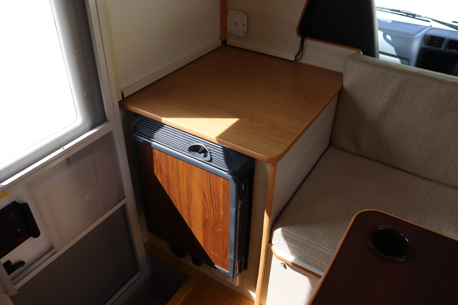 キャンピングカー キャブコン ﾎﾞﾝｺﾞ ﾃﾞｲﾌﾞﾚｲｸ ｸﾞﾘｰｸ