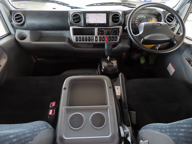 キャンピングカー キャブコン ｶﾑﾛｰﾄﾞ ｷｬﾝﾊﾟｰ厚木 ﾊﾟﾋﾟｰ480 4WD