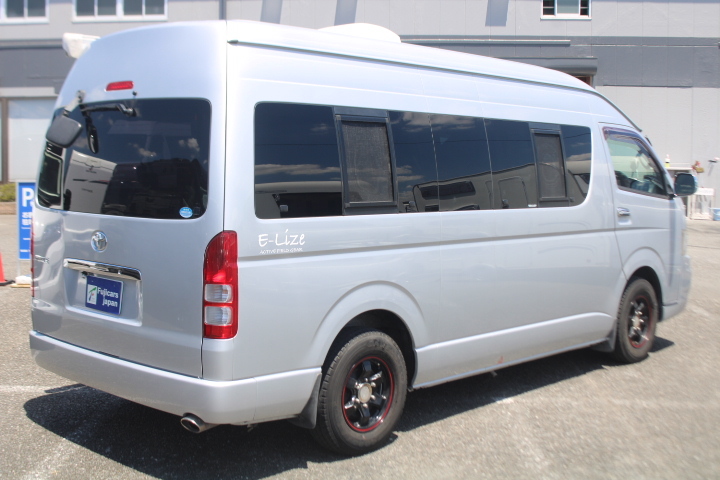 キャンピングカー バンコン ﾛｰﾀｽRV ｲｰﾗｲｽﾞ 2段ﾍﾞｯﾄﾞ FFﾋｰﾀｰ